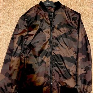 Flight/bomber cameo jacket